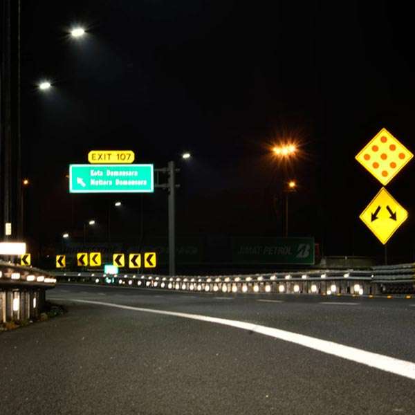 Retro Reflective Sign Board in Pune