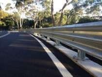 Thrie Beam Crash Barrier For Roadways